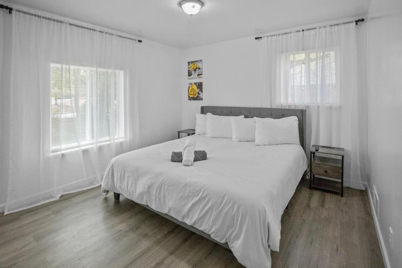 Four Bedroom Home Near Hartsfield Jackson Airport リバーデイル エクステリア 写真